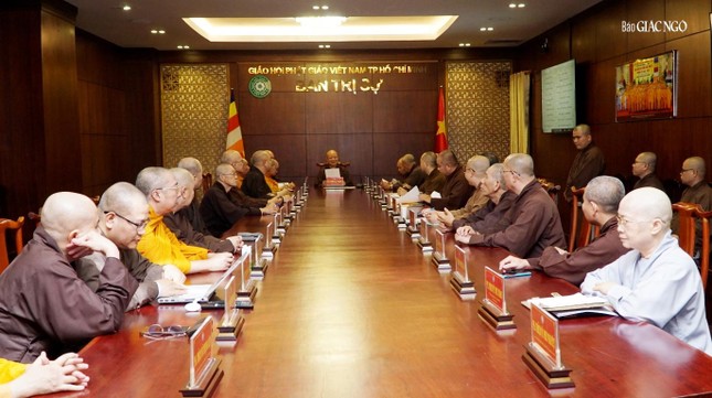 Hòa thượng Trưởng ban Trị sự GHPGVN TP.HCM đúc kết buổi họp