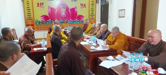 Chư tôn đức Ban Thường trực thảo luận các Phật sự trong thời gian tới Chư tôn đức Ban Thường trực thảo luận các Phật sự trong thời gian tới