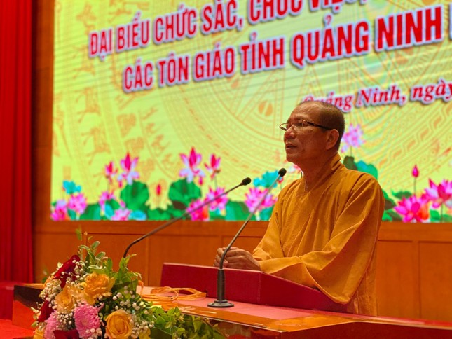 Thượng toạ Thích Đạo Hiển phát biểu tại buổi gặp mặt