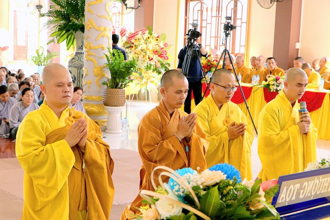 Phát biểu nhận nhiệm vụ Phát biểu nhận nhiệm vụ