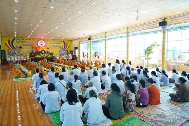 Lễ cúng dường trai Tăng Lễ cúng dường trai Tăng