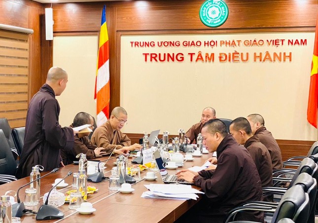 Chư tôn đức góp ý, rà soát kịch bản chi tiết trong 3 ngày diễn ra Đại hội Phật giáo toàn quốc Chư tôn đức góp ý, rà soát kịch bản chi tiết trong 3 ngày diễn ra Đại hội Phật giáo toàn quốc