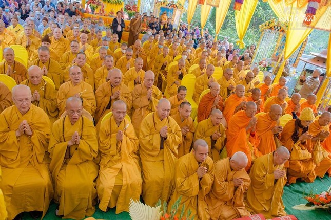 Đạo tràng thực hiện khóa Bát-nhã cúng dường Đạo tràng thực hiện khóa Bát-nhã cúng dường