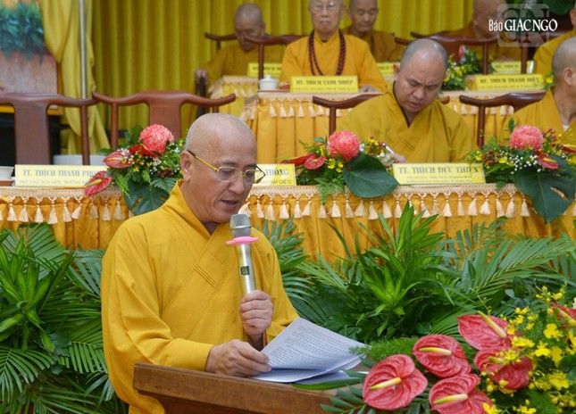 Hòa thượng Thích Huệ Thông trình Quy chế Ban Trị sự tỉnh, thành và quận huyện, thị