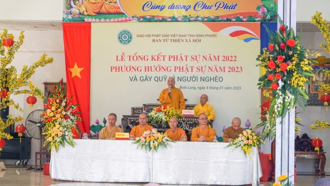 Thượng tọa Thích Đồng Tấn ban đạo từ