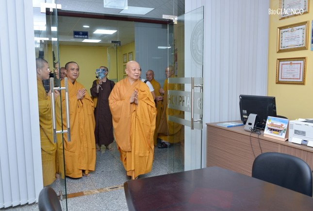 Thăm Ban Thông tin - Truyền thông