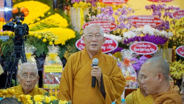 Hòa thượng Thích Như Niệm ban đạo từ Hòa thượng Thích Như Niệm ban đạo từ