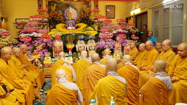 Quang cảnh lễ tưởng niệm 24 năm ngày Ni trưởng Thích nữ Như Thanh viên tịch, tại tổ đình Từ Nghiêm Quang cảnh lễ tưởng niệm 24 năm ngày Ni trưởng Thích nữ Như Thanh viên tịch, tại tổ đình Từ Nghiêm