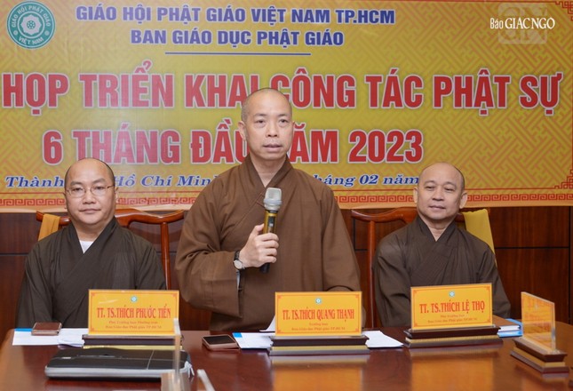 Thượng tọa Thích Quang Thạnh chủ trì, phát biểu khai mạc buổi họp Thượng tọa Thích Quang Thạnh chủ trì, phát biểu khai mạc buổi họp