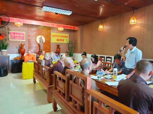 Họp thảo luận các tồn đọng nhằm hỗ trợ kịp thời công tác quản lý Tăng Ni, tự viện Họp thảo luận các tồn đọng nhằm hỗ trợ kịp thời công tác quản lý Tăng Ni, tự viện