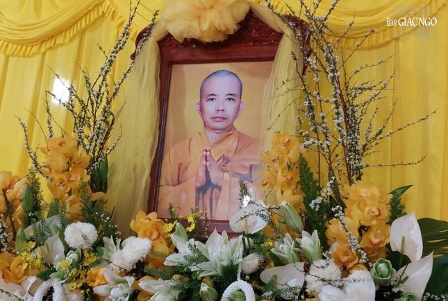 Di ảnh Thượng tọa Thích Lệ Trường