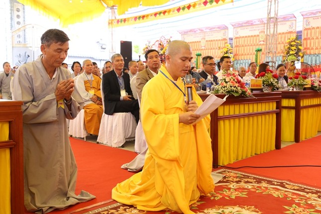 Đại đức tân trụ trì dâng lời phát nguyện