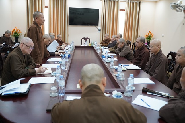 Chư tôn đức Ban Thường trực Ban Trị sự Phật giáo TP.Hà Nội họp thảo luận công tác Phật sự