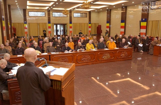 Quang cảnh buổi họp Quang cảnh buổi họp