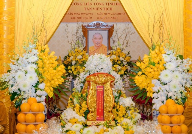 Di ảnh, long vị Trưởng lão Hòa thượng Thích Giác Quang Di ảnh, long vị Trưởng lão Hòa thượng Thích Giác Quang