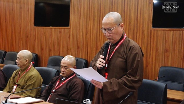 Thượng tọa Thích Phước Nghiêm, Ủy viên Thường trực Hội đồng Trị sự, Phó Chánh Văn phòng II phụ trách các Ban, Viện T.Ư