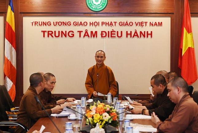 Hòa thượng Thích Thanh Điện chủ trì hội nghị Hòa thượng Thích Thanh Điện chủ trì hội nghị