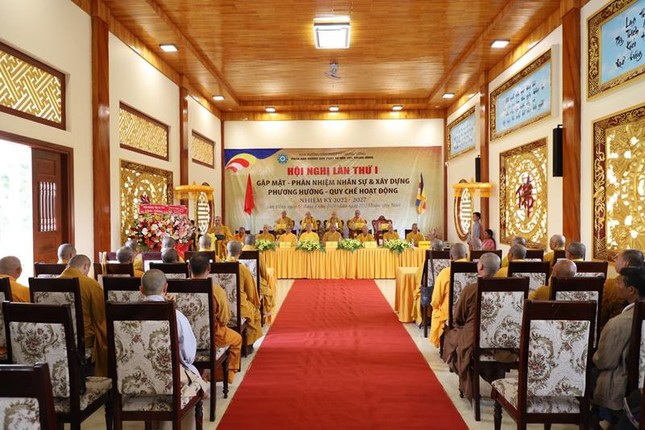 Quang cảnh buổi họp Quang cảnh buổi họp