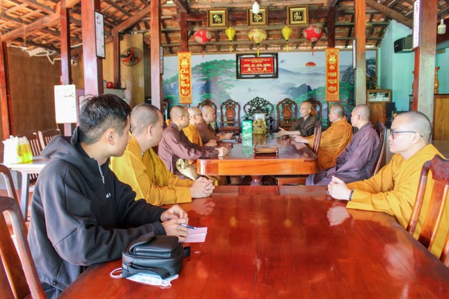 Thảo luận kế hoạch tổ chức khóa tu "Con về bên Phật" lần 1 - 2023 Thảo luận kế hoạch tổ chức khóa tu "Con về bên Phật" lần 1 - 2023