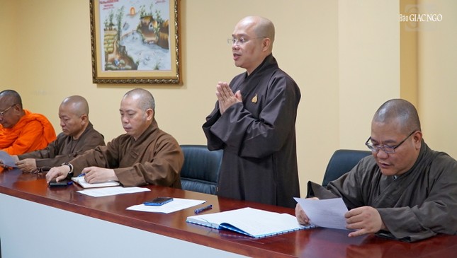 Đại đức Thích Trí Đức tại buổi họp Đại đức Thích Trí Đức tại buổi họp