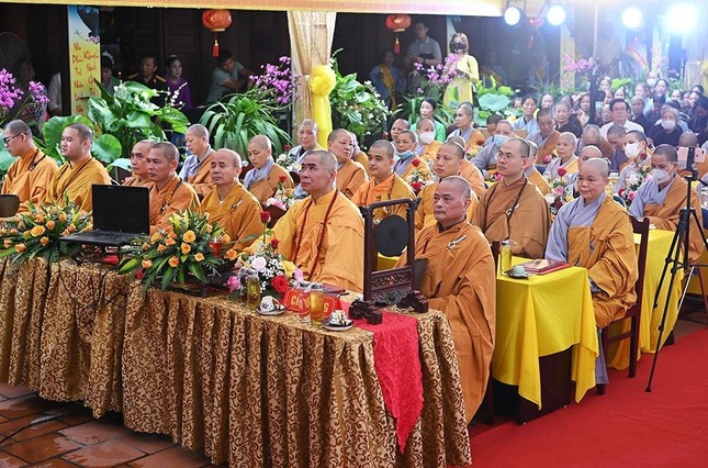 Chư tôn đức tham dự