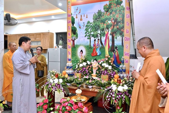 Lễ đài tại gia đình Phật tử Trung Thiện Lễ đài tại gia đình Phật tử Trung Thiện