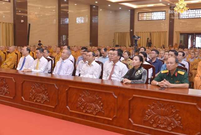 Lãnh đạo các cơ quan T.Ư, TP.HCM, Q.10, P.12 sở tại tham dự