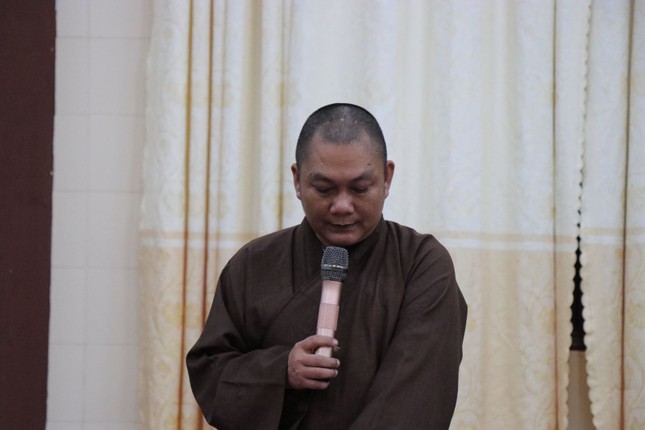 Thượng tọa Thích Nhuận Thông trình bày kế hoạch, phương thức, lịch trình... Thượng tọa Thích Nhuận Thông trình bày kế hoạch, phương thức, lịch trình...