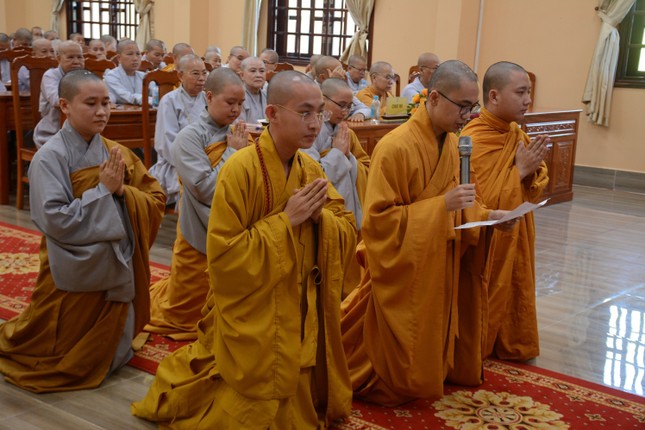 Đại diện hành giả phát nguyện Đại diện hành giả phát nguyện