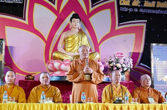 Thượng tọa Thích Tâm Đinh ban đạo từ đến tu sinh Thượng tọa Thích Tâm Đinh ban đạo từ đến tu sinh