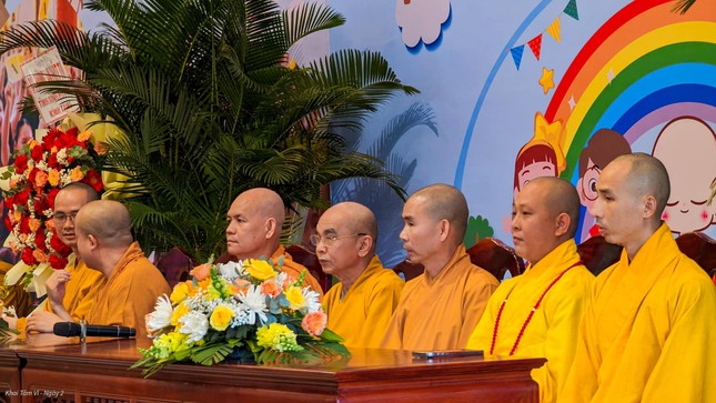 Chư tôn đức chứng minh và tham dự Chư tôn đức chứng minh và tham dự