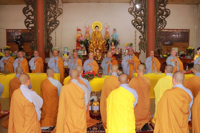 Đoàn Phân ban Ni giới T.Ư thăm trường hạ chùa Phước Quang, tỉnh Đắk Nông