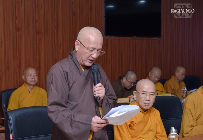 Hòa thượng Thích Huệ Thông trình dự thảo chương trình hoạt động của GHPGVN 6 tháng cuối năm 2023