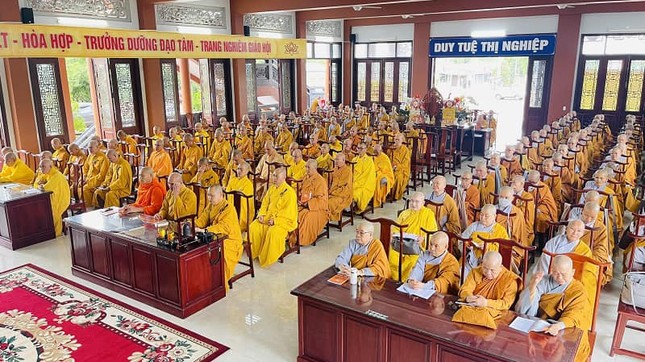 Tăng Ni hành giả an cư chùa Tỉnh Hội và Quang Minh tham dự buổi triển khai Quy chế hoạt động Ban Tăng sự T.Ư nhiệm kỳ 2022-2027 Tăng Ni hành giả an cư chùa Tỉnh Hội và Quang Minh tham dự buổi triển khai Quy chế hoạt động Ban Tăng sự T.Ư nhiệm kỳ 2022-2027