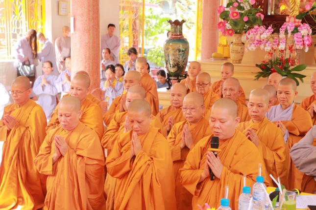 Chư Ni trường hạ tịnh xá Ngọc Điểm, H.Hóc Môn Chư Ni trường hạ tịnh xá Ngọc Điểm, H.Hóc Môn