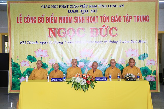 Chư tôn đức tham dự Chư tôn đức tham dự