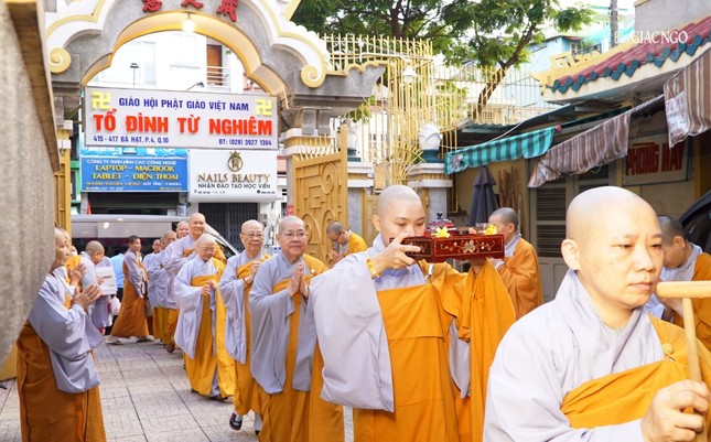 Chư Ni Phân ban Ni giới T.Ư và TP.HCM quang lâm tổ đình Từ Nghiêm