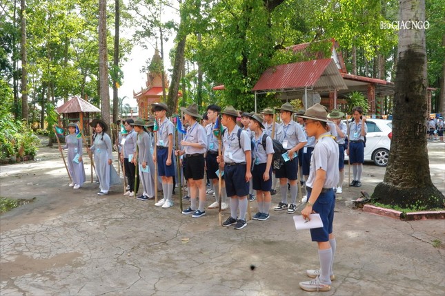 Liên trại Anoma - Ni Liên - Tuyết Sơn là môi trường rèn luyện cho các em trưởng thành Liên trại Anoma - Ni Liên - Tuyết Sơn là môi trường rèn luyện cho các em trưởng thành