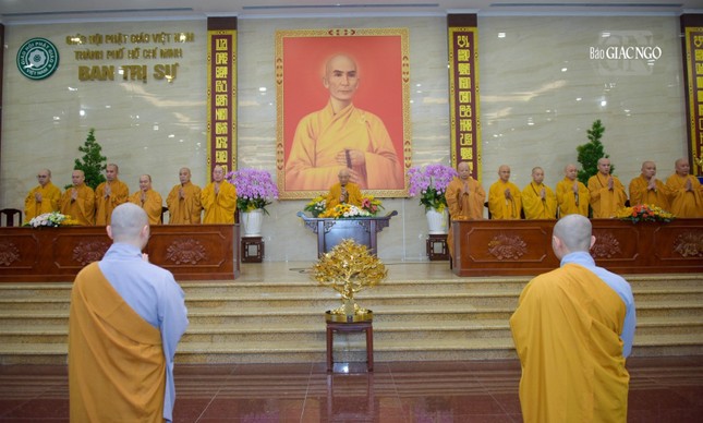 Chư tôn giáo phẩm niệm Phật cầu gia hộ trước lễ tạ pháp Chư tôn giáo phẩm niệm Phật cầu gia hộ trước lễ tạ pháp