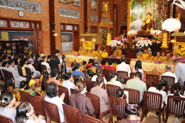 Quang cảnh lễ Vu lan - Báo hiếu tại tịnh viện Pháp Hạnh