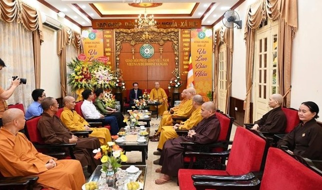 Buổi tiếp thân mật phái đoàn Buổi tiếp thân mật phái đoàn