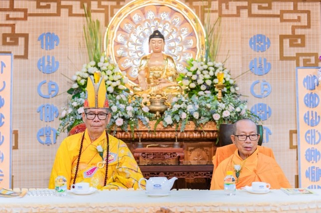 Chư vị chứng minh