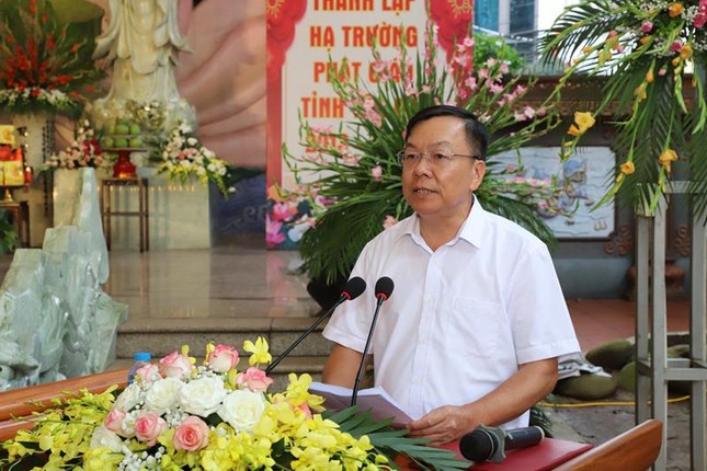 Ông Nguyễn Quốc Hưng phát biểu chúc mừng Ông Nguyễn Quốc Hưng phát biểu chúc mừng