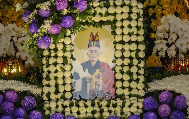 Di ảnh Đại lão Hòa thượng Thích Hải Tràng Di ảnh Đại lão Hòa thượng Thích Hải Tràng