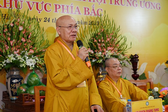 Hòa thượng Thích Quảng Tùng có lời sách tấn, động viên thành viên Văn phòng Ban Từ thiện xã hội T.Ư khu vực phía Bắc