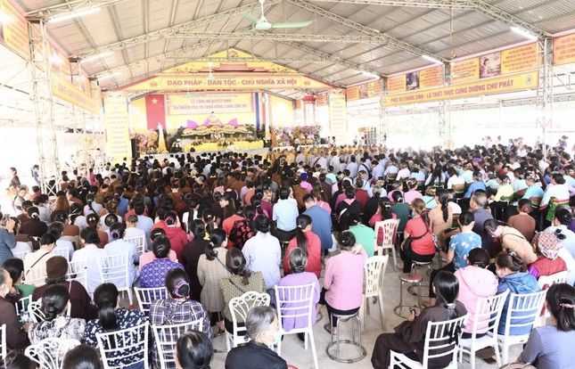 Quang cảnh buổi lễ Quang cảnh buổi lễ