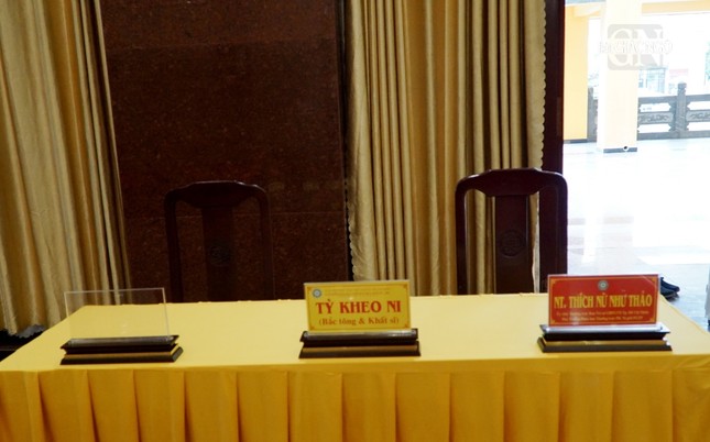 Ban Giám khảo của giới tử Tỳ-kheo-ni Ban Giám khảo của giới tử Tỳ-kheo-ni