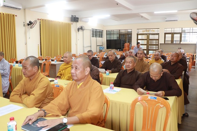 Buổi họp nhằm rà soát tiến độ thực hiện các công việc chuẩn bị Đại giới đàn Minh Nguyệt Buổi họp nhằm rà soát tiến độ thực hiện các công việc chuẩn bị Đại giới đàn Minh Nguyệt