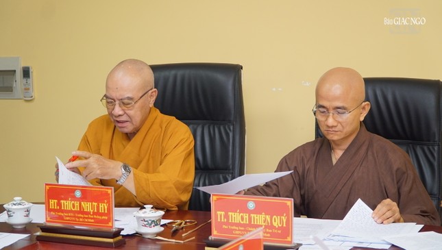 Chư tôn đức chấm bài thi