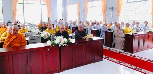 Quang cảnh buổi họp Quang cảnh buổi họp